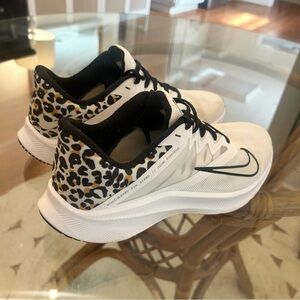 Cheetah Nike sneakers size 10